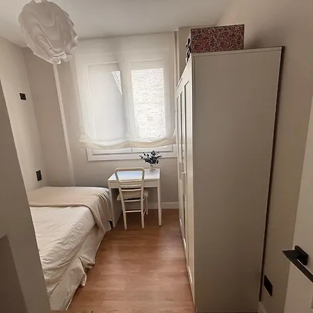 Апартаменти Apartment In Bilbao Center *